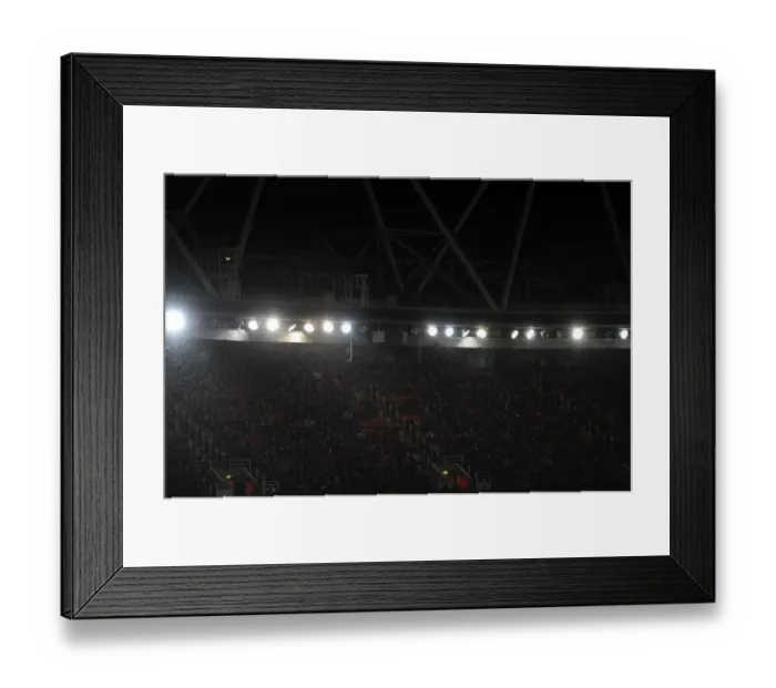 Framed Print : Floodlight failure during the match. Arsenal 4: 0 Coventry City. FA Cup 4th Round