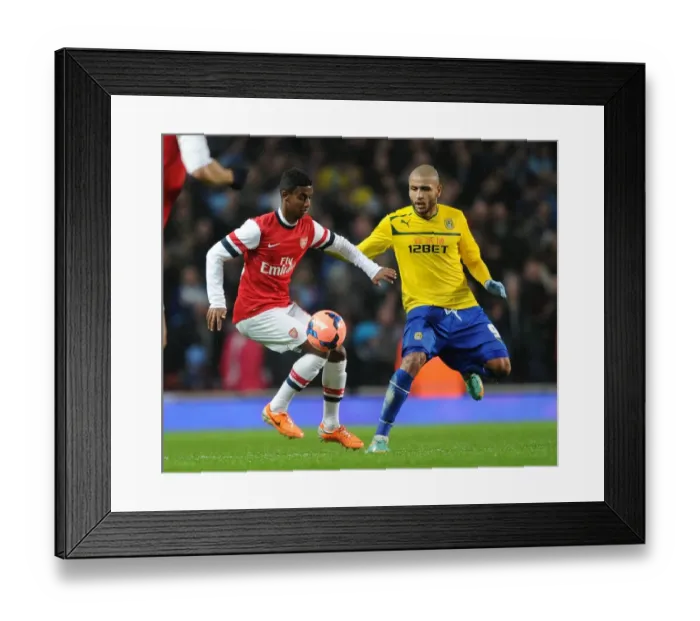 Framed Print : Arsenal's Gedion Zelalem Faces Off Against Coventry's Leon Clarke in FA Cup Clash