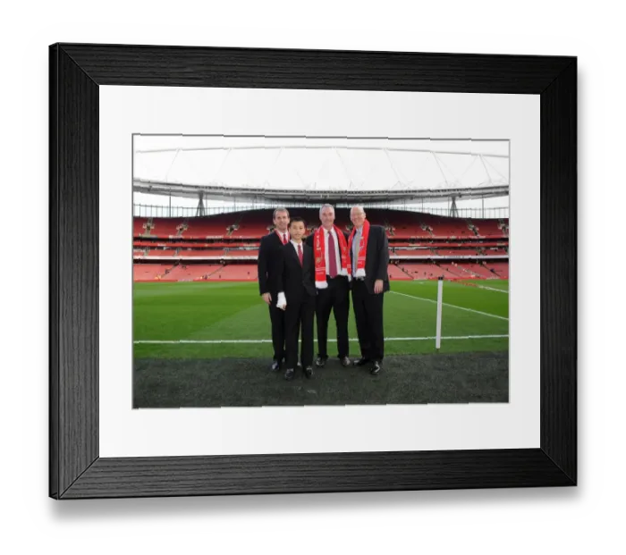 Framed Print : Tom Fox and guests. Arsenal 2: 0 Fulham. Barclays Premier League. Emirates Stadium, 18  /  1  /  14