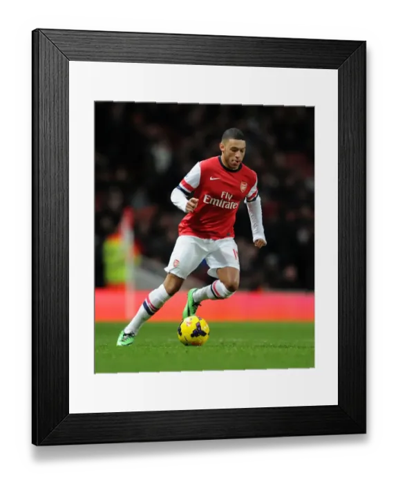 Framed Print : Arsenal's Alex Oxlade-Chamberlain in Action against Fulham, Premier League 2013-14 Framed Print : Arsenal's Alex Oxlade-Chamberlain in Action against Fulham, Premier League 2013-14