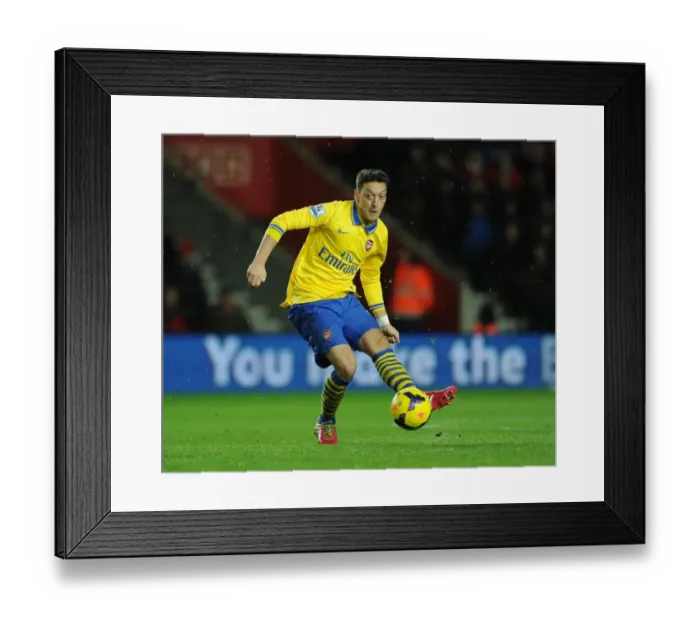 Framed Print : Mesut Ozil in Action: Southampton vs. Arsenal, Premier League 2013-14