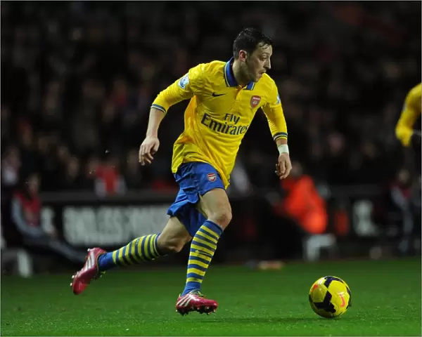 Mesut Ozil (Arsenal). Southampton 2: 2 Arsenal. Barclays Premier League. St. Marys Stadium, 29  /  1  /  14