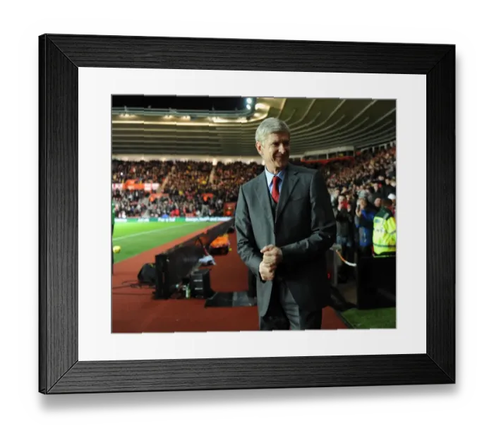 Framed Print : Arsene Wenger the Arsenal Manager. Southampton 2: 2 Arsenal. Barclays Premier League