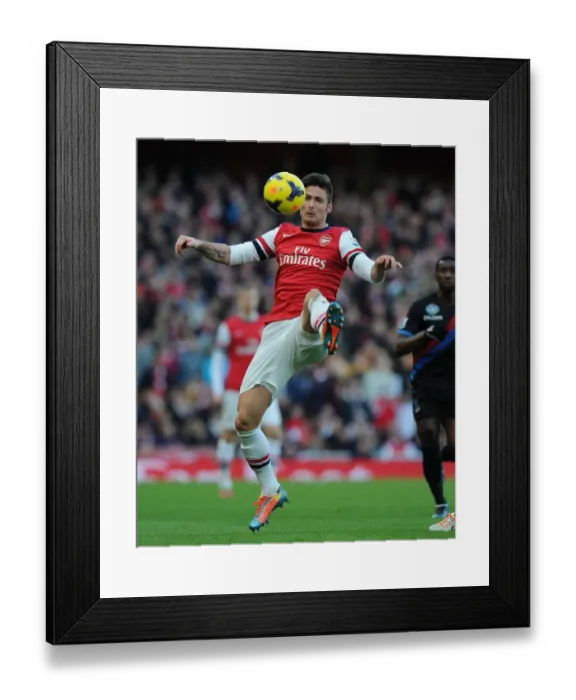 Framed Print : Olivier Giroud: Arsenal Striker in Action Against Crystal Palace, Premier League 2013-14