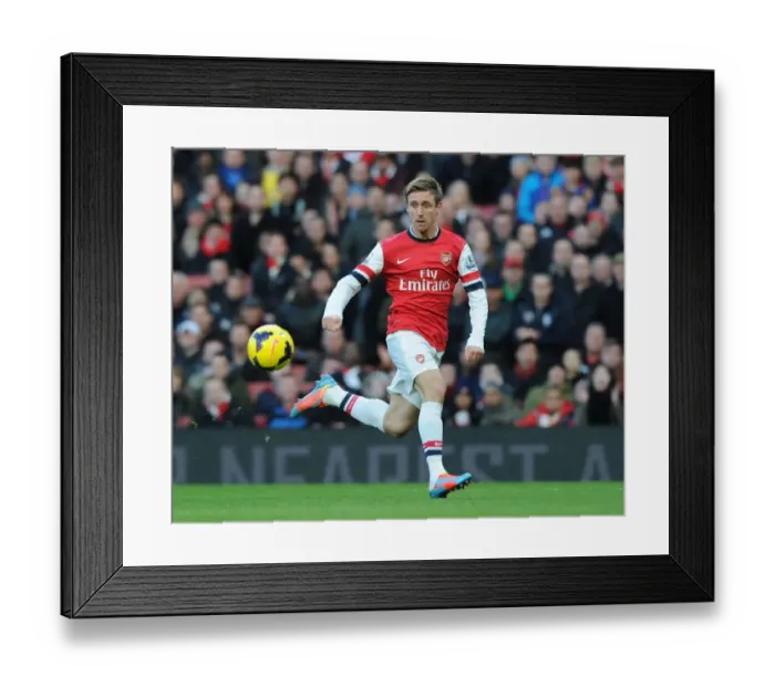 Framed Print : Nacho Monreal in Action: Arsenal vs Crystal Palace, Premier League 2013-14