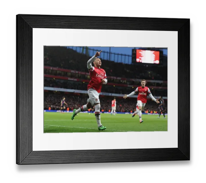 Framed Print : Thrilling Moment: Oxlade-Chamberlain Scores Stunner for Arsenal vs Crystal Palace, Premier League 2013-14 Framed Print : Thrilling Moment: Oxlade-Chamberlain Scores Stunner for Arsenal vs Crystal Palace, Premier League 2013-14