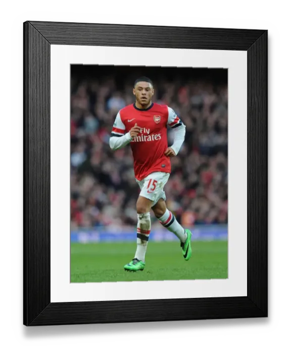 Framed Print : Alex Oxlade-Chamberlain in Action: Arsenal vs Crystal Palace, Premier League 2013-14
