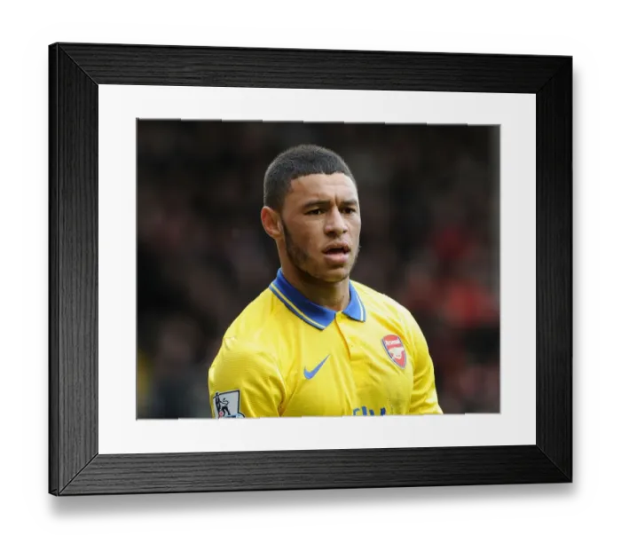 Framed Print : Alex Oxlade-Chamberlain: In Action Against Liverpool - Premier League 2013-14
