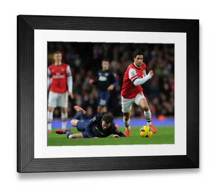 Framed Print : Clash of Midfield Maestros: Arteta vs Mata - Arsenal vs Manchester United, Premier League 2013-14 Framed Print : Clash of Midfield Maestros: Arteta vs Mata - Arsenal vs Manchester United, Premier League 2013-14