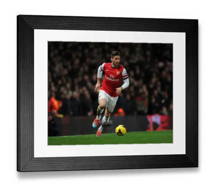 Framed Print : Olivier Giroud in Action: Arsenal vs Manchester United, Premier League 2013-14 Framed Print : Olivier Giroud in Action: Arsenal vs Manchester United, Premier League 2013-14