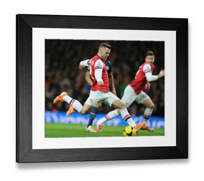 Framed Print : Arsenal's Jack Wilshere Faces Manchester United in the Premier League Framed Print : Arsenal's Jack Wilshere Faces Manchester United in the Premier League