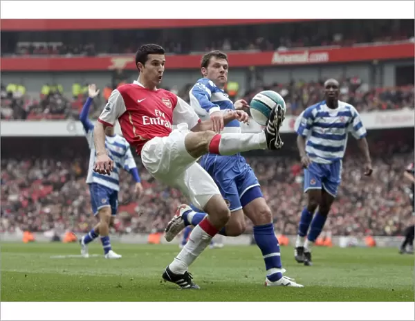 Robin van Persie (Arsenal) Graeme Murty (Reading)