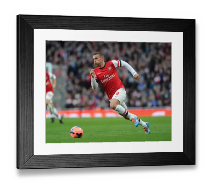 Framed Print : Lukas Podolski in Action: Arsenal vs Liverpool, FA Cup 2013-14