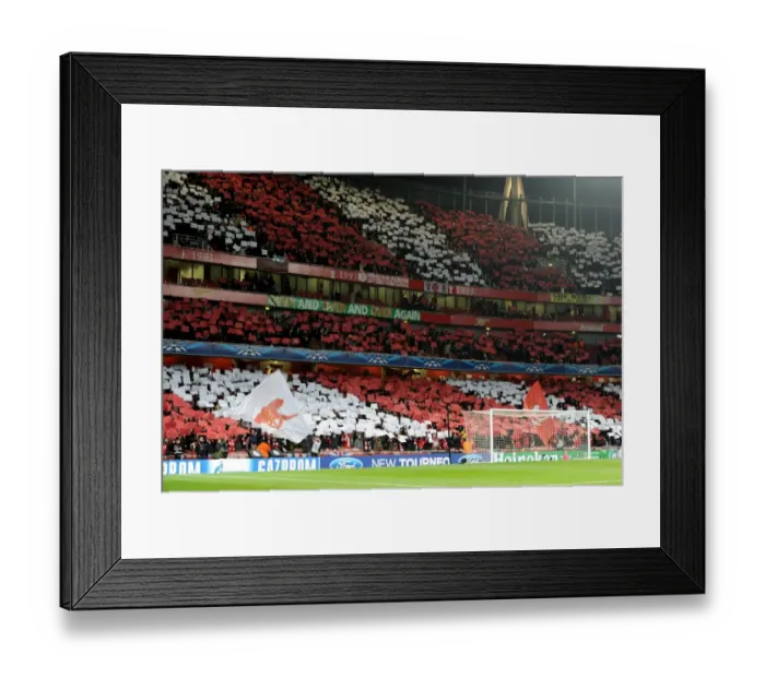 Framed Print : Arsenal Fans Unite: 0-2 Bayern Munich - Round of 16, Emirates Stadium Framed Print : Arsenal Fans Unite: 0-2 Bayern Munich - Round of 16, Emirates Stadium