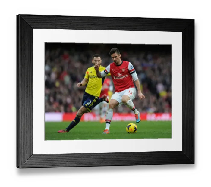 Framed Print : Arsenal's Olivier Giroud Outmaneuvers Sunderland's Phil Bardsley in 2013-14 Premier League Clash Framed Print : Arsenal's Olivier Giroud Outmaneuvers Sunderland's Phil Bardsley in 2013-14 Premier League Clash