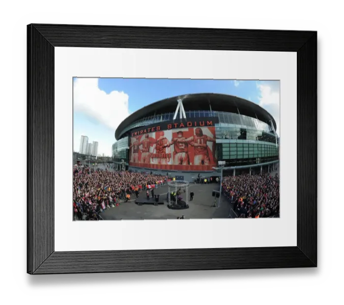 Framed Print : Arsenal Honors Dennis Bergkamp: Unveiling of Legendary Statue