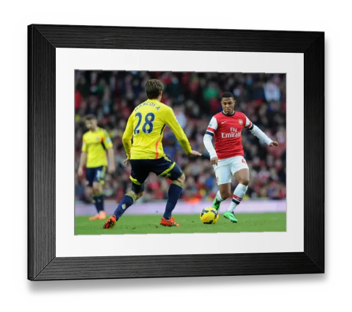 Framed Print : Serge Gnabry vs Marcos Alonso: A Battle of Wings in the Premier League - Arsenal vs Sunderland, 2013-14 Framed Print : Serge Gnabry vs Marcos Alonso: A Battle of Wings in the Premier League - Arsenal vs Sunderland, 2013-14