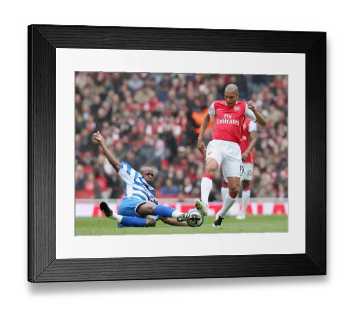 Framed Print : Gilberto (Arsenal) Kalifa Cisse (Reading) Framed Print : Gilberto (Arsenal) Kalifa Cisse (Reading)