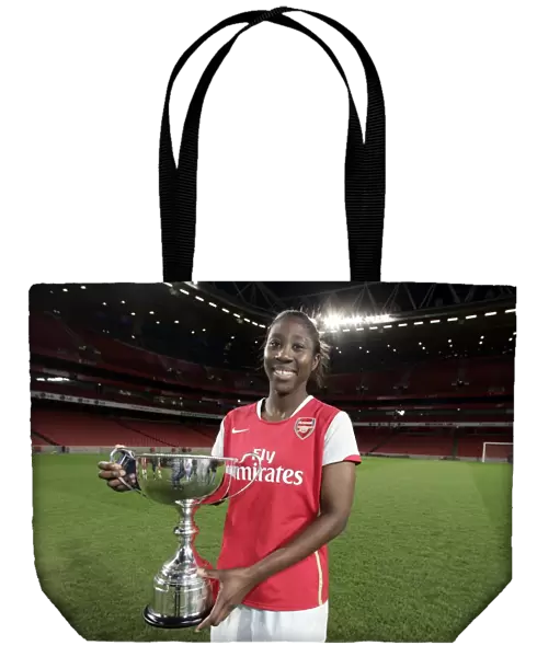 Anita Asante (Arsenal) with the Premier League Trophy