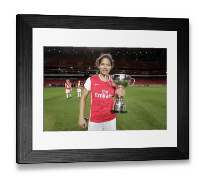 Framed Print : Mary Phillip (Arsenal) with the Premier League trophy