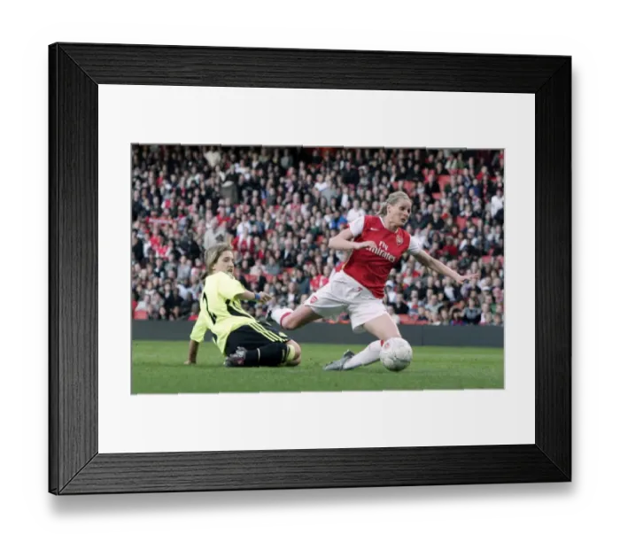 Framed Print : Kelly Smith (Arsenal) is fouled by Emma Delves (Chelsea) for Arsenals 2nd penalty Framed Print : Kelly Smith (Arsenal) is fouled by Emma Delves (Chelsea) for Arsenals 2nd penalty