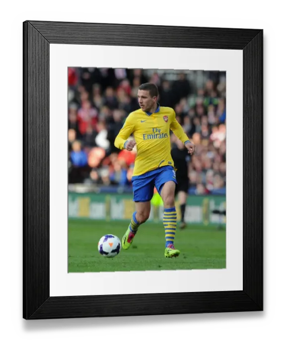 Framed Print : Lukas Podolski in Action: Arsenal vs Stoke City, Premier League 2013-14 Framed Print : Lukas Podolski in Action: Arsenal vs Stoke City, Premier League 2013-14