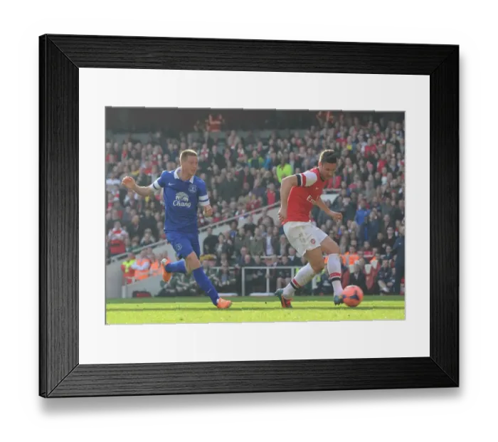 Framed Print : Olivier Giroud Scores Dramatic FA Cup Goal Against Everton's James McCarthy Framed Print : Olivier Giroud Scores Dramatic FA Cup Goal Against Everton's James McCarthy