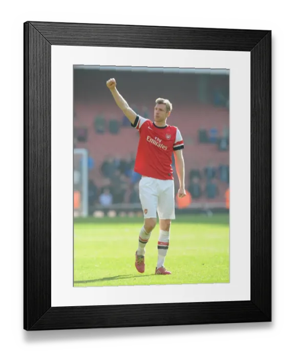 Framed Print : Per Mertesacker Celebrates Arsenal's FA Cup Quarter-Final Victory over Everton Framed Print : Per Mertesacker Celebrates Arsenal's FA Cup Quarter-Final Victory over Everton