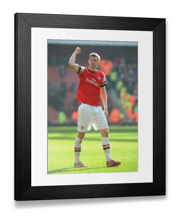 Framed Print : Per Mertesacker's FA Cup Triumph: Arsenal's Quarter-Final Victory over Everton Framed Print : Per Mertesacker's FA Cup Triumph: Arsenal's Quarter-Final Victory over Everton