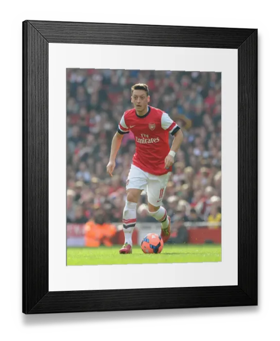 Framed Print : Mesut Ozil in Action: Arsenal vs. Everton, FA Cup Quarter-Final, 2014 Framed Print : Mesut Ozil in Action: Arsenal vs. Everton, FA Cup Quarter-Final, 2014