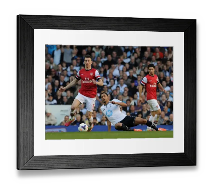 Framed Print : Koscielny Outmaneuvers Chadli: Arsenal vs. Tottenham, Premier League 2013-14 Framed Print : Koscielny Outmaneuvers Chadli: Arsenal vs. Tottenham, Premier League 2013-14