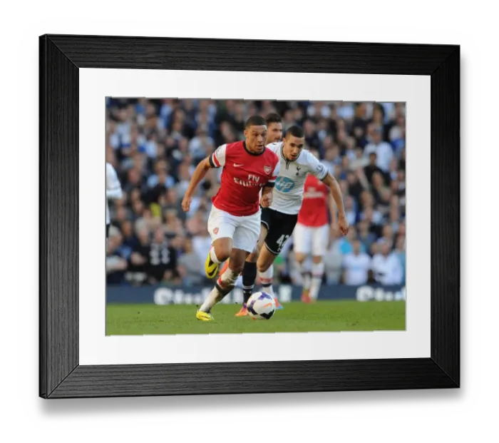 Framed Print : Clash of Midfield Titans: Oxlade-Chamberlain vs. Bentaleb (Premier League 2013-14 - Arsenal vs. Tottenham)