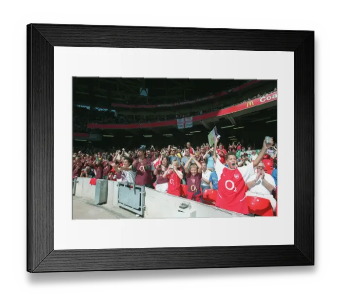 Framed Print : Fans. Arsenal FC Prints Fans Framed Print : Fans. Arsenal FC Prints Fans