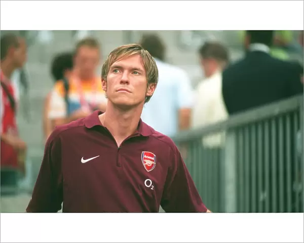 Alex Hleb's Goal Secures Arsenal's Victory: Ajax 0-1 Arsenal, Amsterdam Tournament, 2005