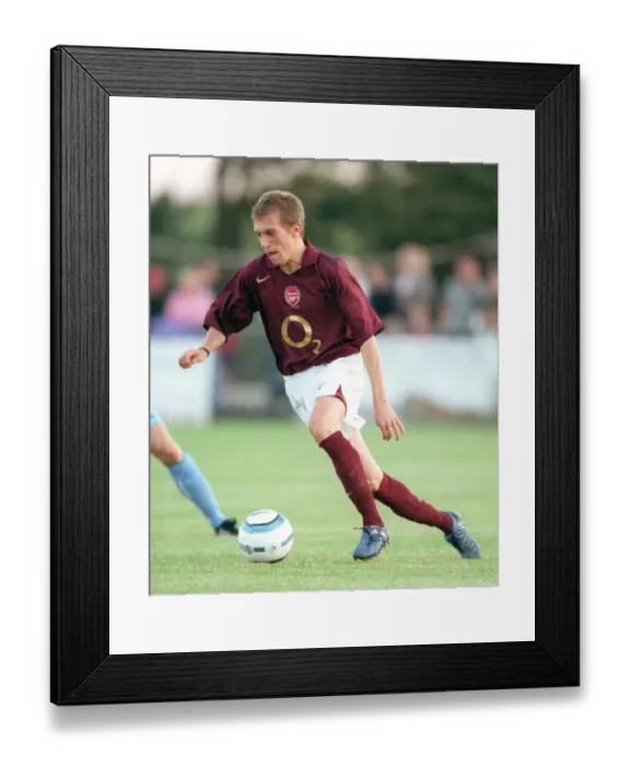 Framed Print : Arturo Lupoli (Arsenal). Coventry City Reserves 1: 0 Arsenal Reserves