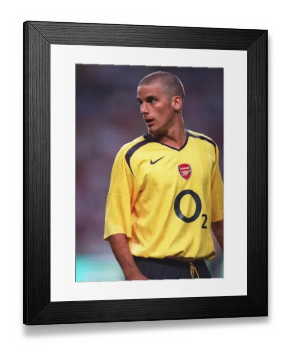 Framed Print : David Bentley (Arsenal). Ajax 0: 1 Arsenal