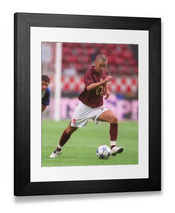 Framed Print : Arsenal's David Bentley Scores the Winning Goal Against Porto at the Amsterdam Tournament, 2005 Framed Print : Arsenal's David Bentley Scores the Winning Goal Against Porto at the Amsterdam Tournament, 2005