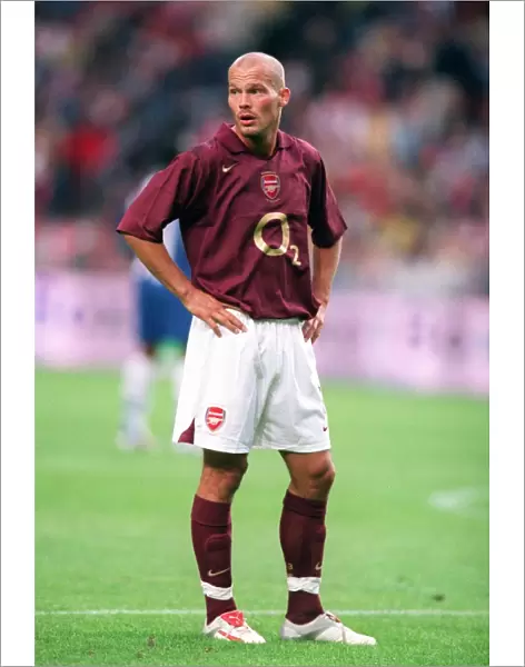 Arsenal's Amsterdam Triumph: Freddie Ljungberg's Leadership in Porto Victory, 2005