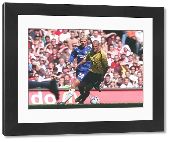 Freddie Ljungberg (Arsenal) Eidur Gudjohsen (Chelsea). Arsenal 1: 2 Chelsea