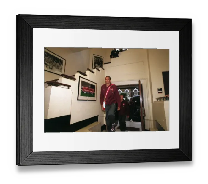Framed Print : Gilberto (Arsenal). Arsenal 4: 1 Fulham. FA Premier League Framed Print : Gilberto (Arsenal). Arsenal 4: 1 Fulham. FA Premier League