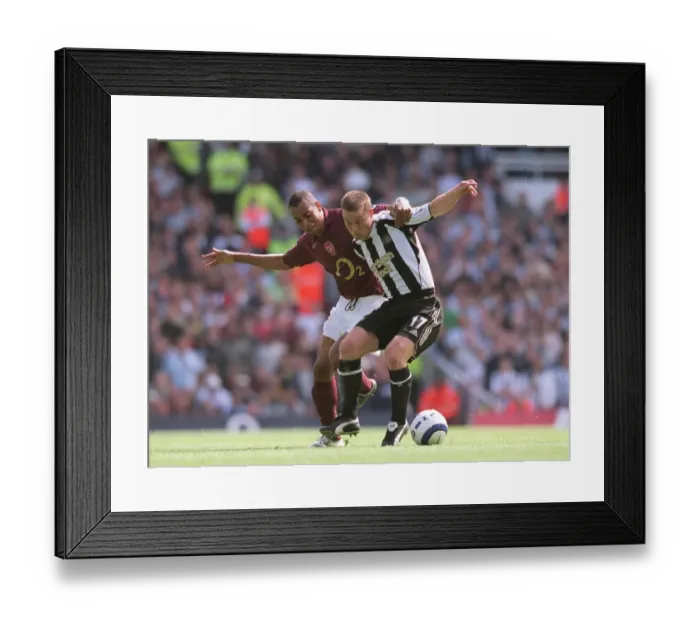 Framed Print : Gilberto (Arsenal) Scott Parker (Newcastle). Arsenal 2: 0 Newcastle United Framed Print : Gilberto (Arsenal) Scott Parker (Newcastle). Arsenal 2: 0 Newcastle United