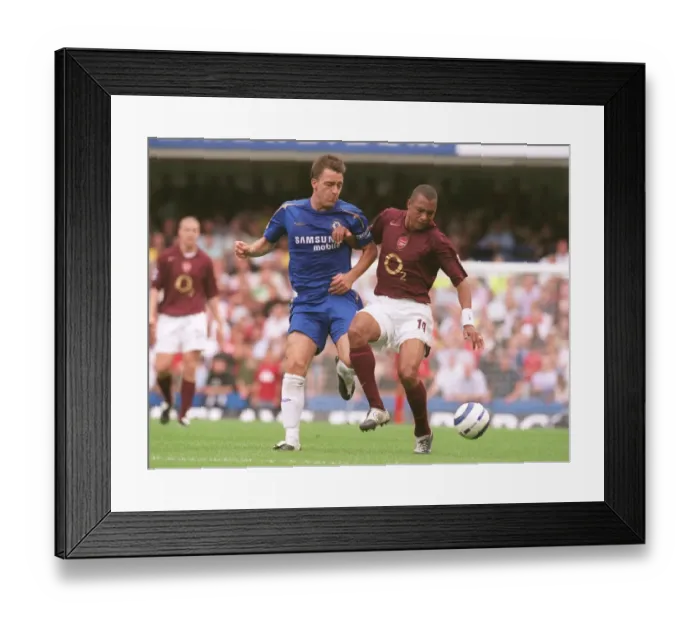 Framed Print : Gilberto (Arsenal) John Terry (Chelsea). Chelsea 1: 0 Arsenal. FA Premier League Framed Print : Gilberto (Arsenal) John Terry (Chelsea). Chelsea 1: 0 Arsenal. FA Premier League