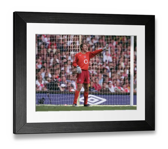 Framed Print : Defiant Lehmann in FA Community Shield Loss to Chelsea, 2005 Framed Print : Defiant Lehmann in FA Community Shield Loss to Chelsea, 2005