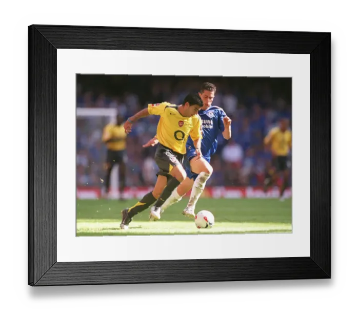 Framed Print : Clash of Titans: Jose Reyes vs. Asier Del Horno - Arsenal vs. Chelsea FA Community Shield Showdown, 2005 Framed Print : Clash of Titans: Jose Reyes vs. Asier Del Horno - Arsenal vs. Chelsea FA Community Shield Showdown, 2005