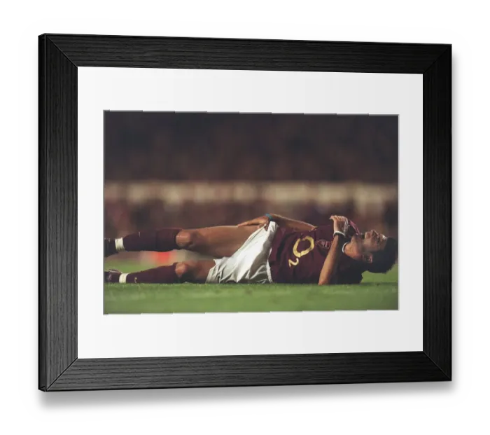 Framed Print : Jose Reyes (Arsenal). Arsenal 4: 1 Fulham. FA Premier League Framed Print : Jose Reyes (Arsenal). Arsenal 4: 1 Fulham. FA Premier League