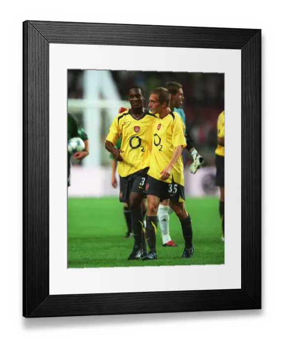 Framed Print : Justin Hoyte and Arturo Lupoli (Arsenal). Ajax 0: 1 Arsenal Framed Print : Justin Hoyte and Arturo Lupoli (Arsenal). Ajax 0: 1 Arsenal