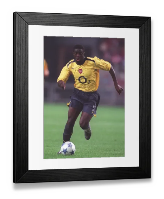 Framed Print : Arsenal's Triumph: Kolo Toure's Victory Over Ajax in the 2005 Amsterdam Tournament, Amsterdam Arena
