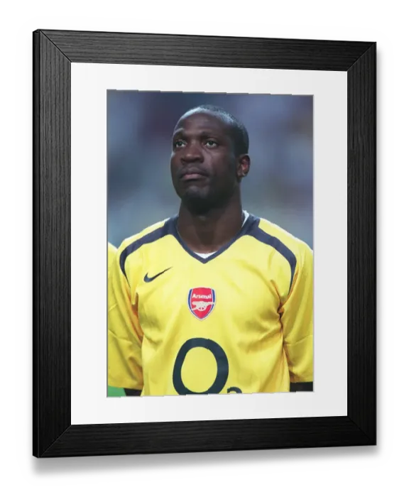 Framed Print : Arsenal's Glory: Victory over Ajax in the Amsterdam Tournament (2005) Framed Print : Arsenal's Glory: Victory over Ajax in the Amsterdam Tournament (2005)