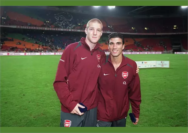 Philippe Senderos and Jose Reyes (Arsenal). Arsenal 2: 1 Porto