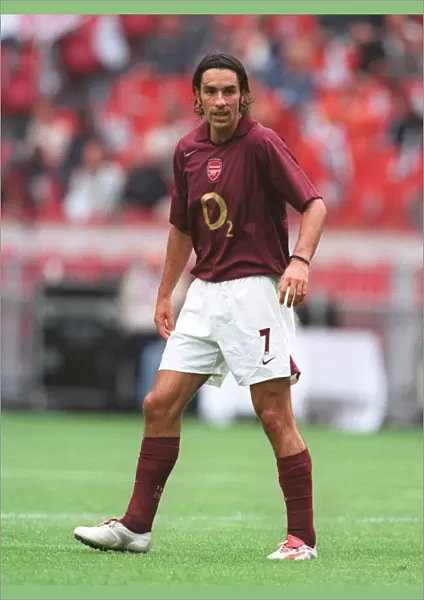 Arsenal's Triumph over Porto: Robert Pires in Action, Amsterdam Tournament 2005